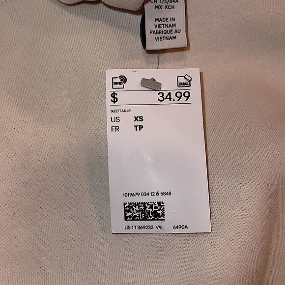 TRENDY HODDIE - Picture 4 of 4